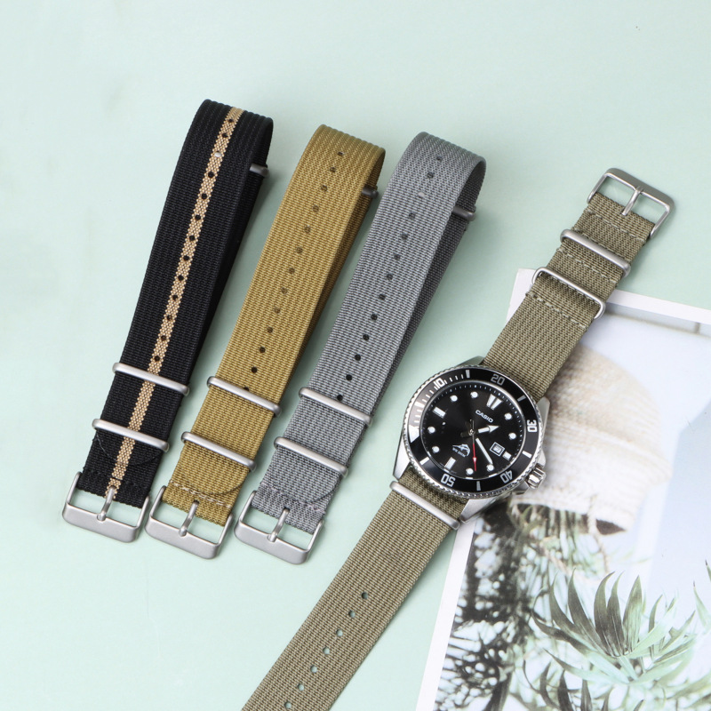 Versatile And Minimalist Nylon Woven Strap