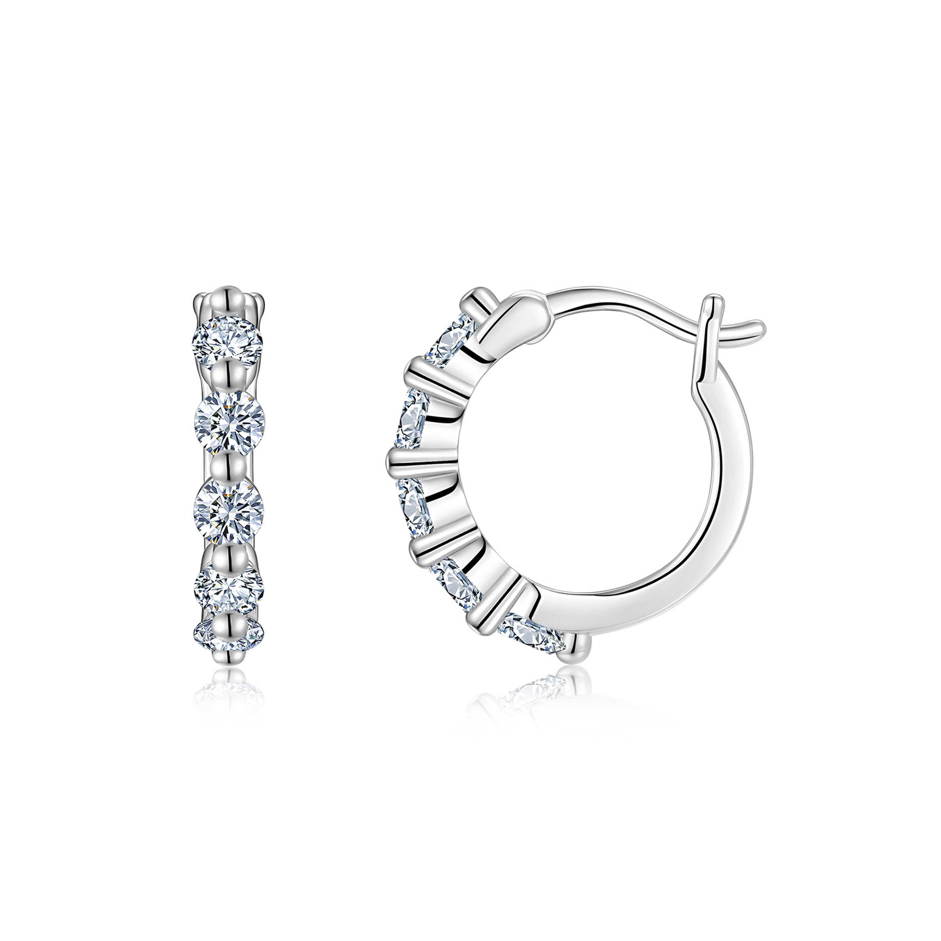 A Luxurious And Fashionable Minimalist Jewelry Earring Set Featuring Top-quality Moissanite Stones, Made Of S925 Silver Electroplated With Platinum.