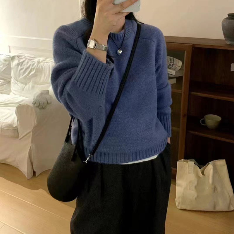 Solid Color Pullover Design Women's Knitted Top