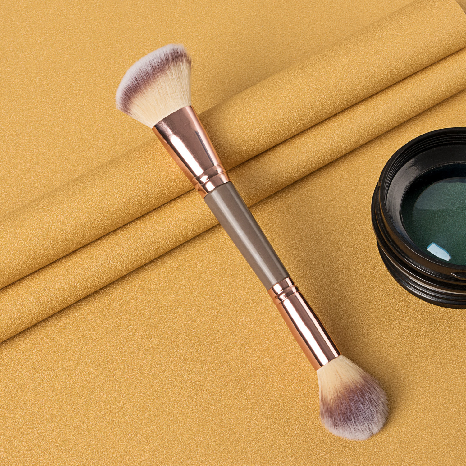 Soft Wool Portable Makeup Double-headed Copper Tube Highlight Brush