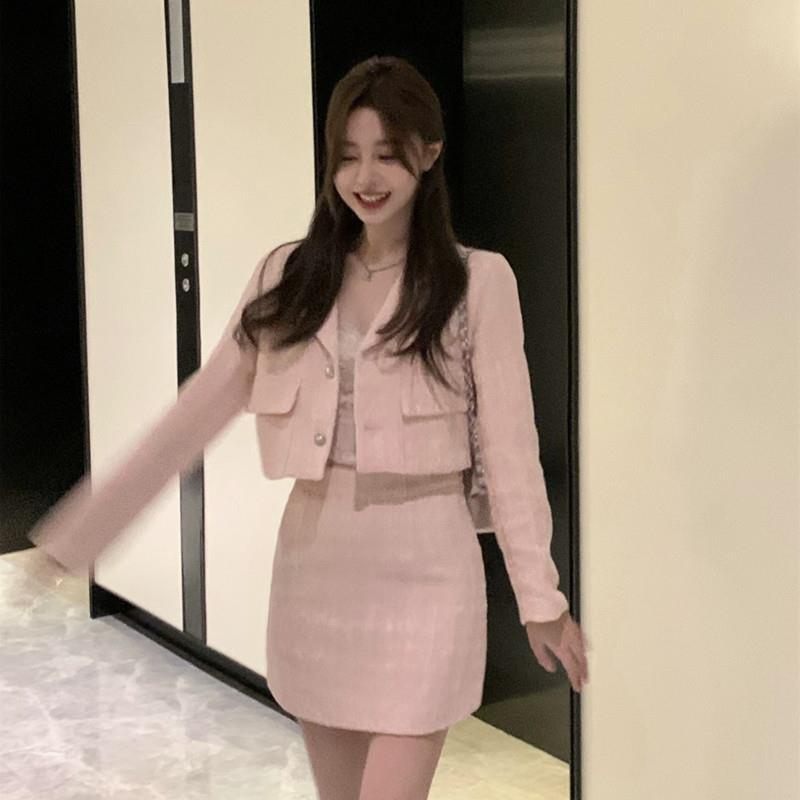 بدلة نسائية بأكمام طويلة من التويد على طراز Socialite